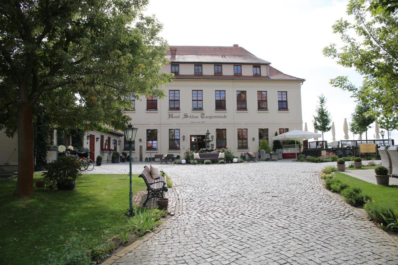 Ringhotel Schloss Tangermunde エクステリア 写真